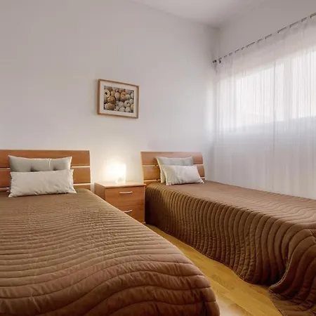 Villa Cerro De Aguia Sleeps 8 Pool Air Con Wifi Albufeira